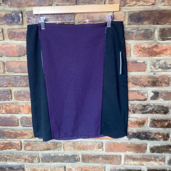 NWT Laundry by Shelli Segal Black Purple Quilted Skirt Women's Size 10 - Picture 1 of 6